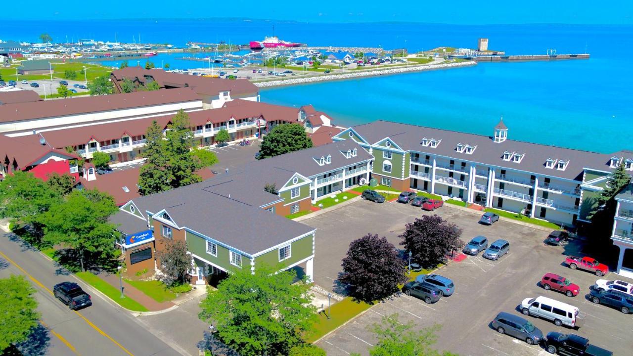 Comfort Inn Lakeside Mackinaw City Exteriör bild