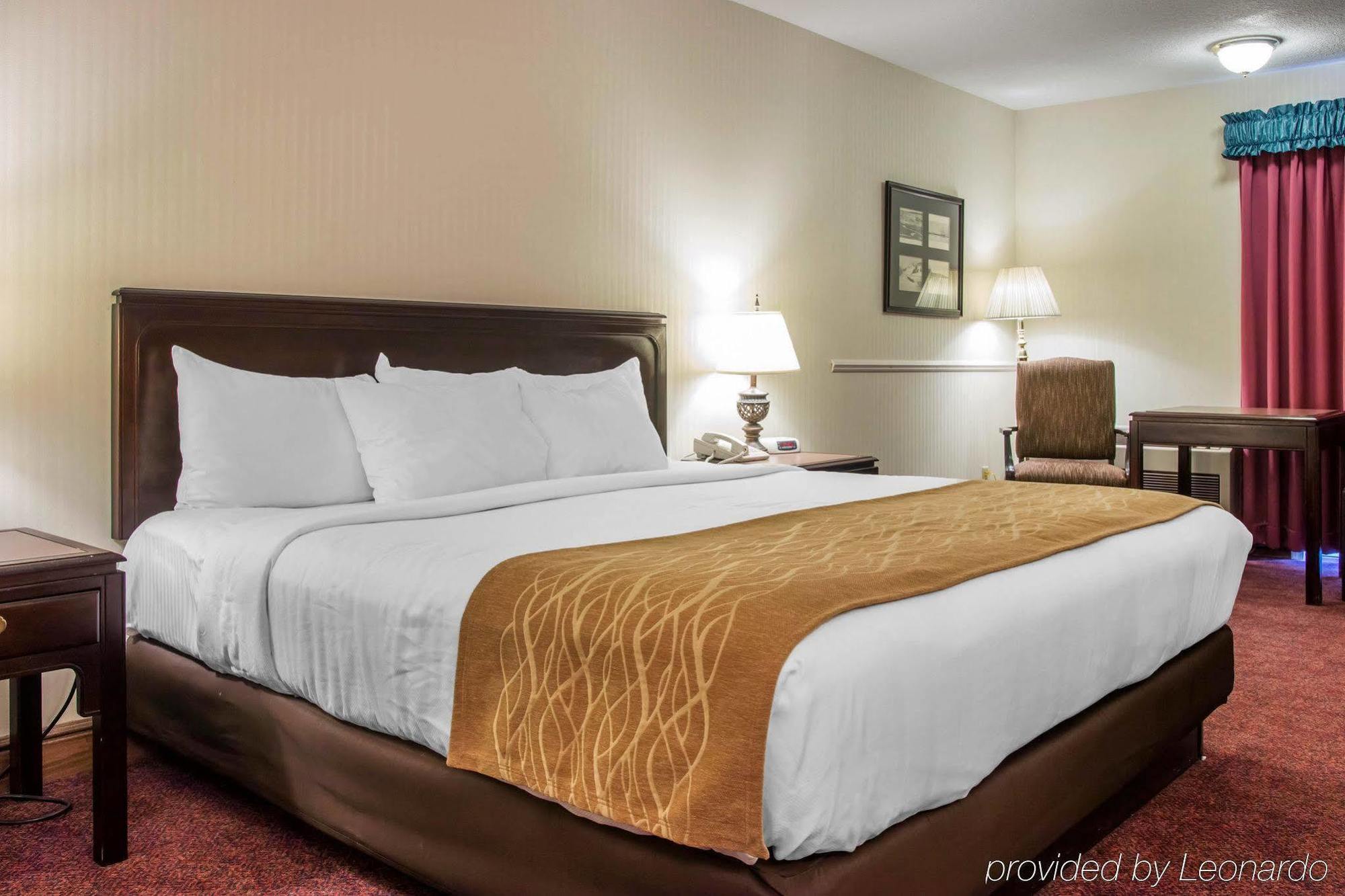 Comfort Inn Lakeside Mackinaw City Exteriör bild
